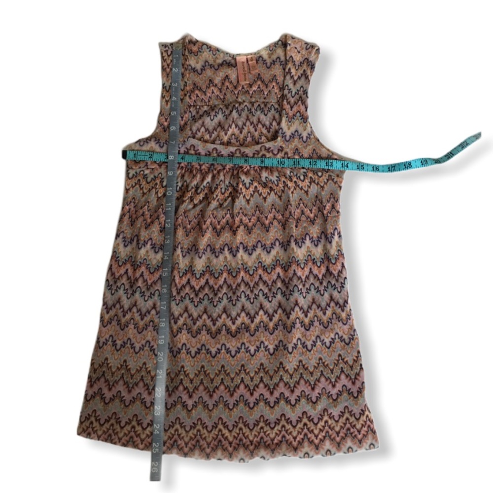 Sweet Pea Chevron Racer Back Tunic Size Small - Picture 6 of 7